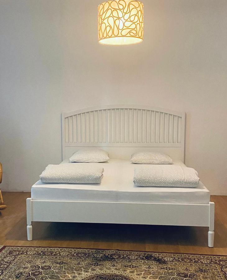 Milos Apartment Виена Екстериор снимка